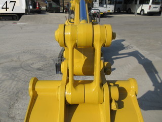 中古建設機械 中古 コマツ KOMATSU 油圧ショベル・バックホー ０．１立米以下 PC10MR-2