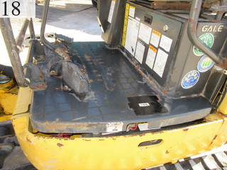 中古建設機械 中古 コマツ KOMATSU 油圧ショベル・バックホー ０．１立米以下 PC18MR-2