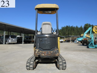 中古建設機械 中古 コマツ KOMATSU 油圧ショベル・バックホー ０．１立米以下 PC18MR-2