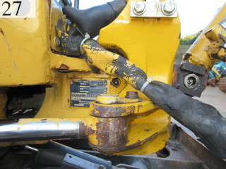 中古建設機械 中古 コマツ KOMATSU 油圧ショベル・バックホー ０．１立米以下 PC18MR-2
