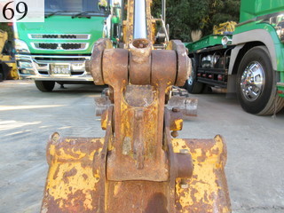 中古建設機械 中古 コマツ KOMATSU 油圧ショベル・バックホー ０．１立米以下 PC18MR-2