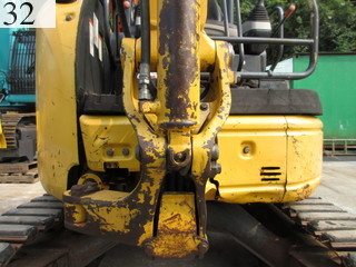 中古建設機械 中古 コマツ KOMATSU 油圧ショベル・バックホー ０．１立米以下 PC20MR-2