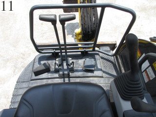 中古建設機械 中古 コマツ KOMATSU 油圧ショベル・バックホー ０．１立米以下 PC20MR-3