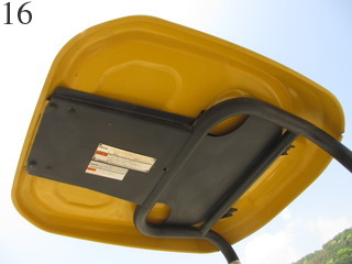 中古建設機械 中古 コマツ KOMATSU 油圧ショベル・バックホー ０．１立米以下 PC20MR-3