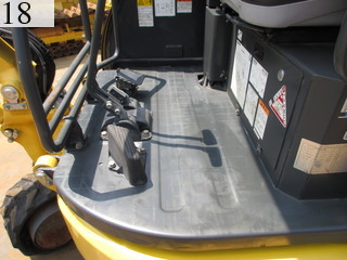 中古建設機械 中古 コマツ KOMATSU 油圧ショベル・バックホー ０．１立米以下 PC20MR-3