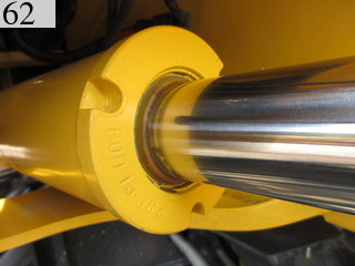中古建設機械 中古 コマツ KOMATSU 油圧ショベル・バックホー ０．１立米以下 PC20MR-3