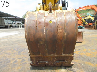 中古建設機械 中古 コマツ KOMATSU 油圧ショベル・バックホー ０．１立米以下 PC20MR-3