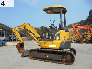 中古建設機械 中古 コマツ KOMATSU 油圧ショベル・バックホー ０．１立米以下 PC30MR-3