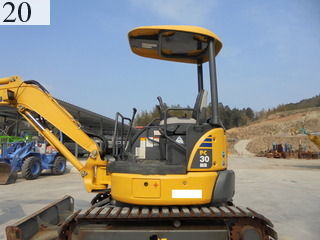 中古建設機械 中古 コマツ KOMATSU 油圧ショベル・バックホー ０．１立米以下 PC30MR-3