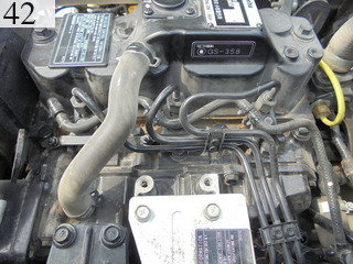 中古建設機械 中古 コマツ KOMATSU 油圧ショベル・バックホー ０．１立米以下 PC30MR-3