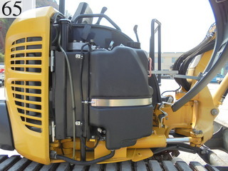 中古建設機械 中古 コマツ KOMATSU 油圧ショベル・バックホー ０．１立米以下 PC30MR-3