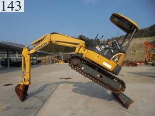 中古建設機械 中古 コマツ KOMATSU 油圧ショベル・バックホー ０．１立米以下 PC30MR-3