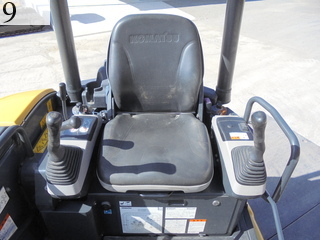 中古建設機械 中古 コマツ KOMATSU 油圧ショベル・バックホー ０．２－０．３立米 PC30MR-3
