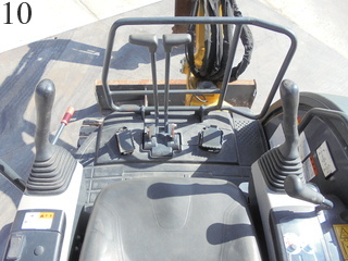中古建設機械 中古 コマツ KOMATSU 油圧ショベル・バックホー ０．２－０．３立米 PC30MR-3