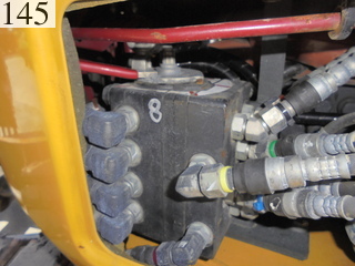 中古建設機械 中古 コマツ KOMATSU 油圧ショベル・バックホー ０．２－０．３立米 PC30MR-3