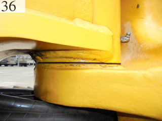 中古建設機械 中古 コマツ KOMATSU 油圧ショベル・バックホー ０．１立米以下 PC30MR-3