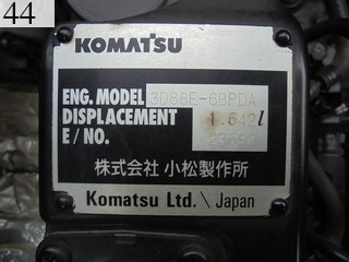 中古建設機械 中古 コマツ KOMATSU 油圧ショベル・バックホー ０．１立米以下 PC30MR-3
