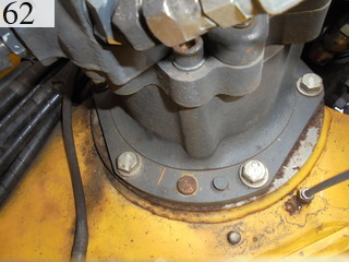 中古建設機械 中古 コマツ KOMATSU 油圧ショベル・バックホー ０．１立米以下 PC30MR-3