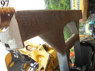 中古建設機械 中古 コマツ KOMATSU 油圧ショベル・バックホー ０．１立米以下 PC30MR-3