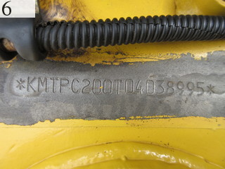 中古建設機械 中古 コマツ KOMATSU 油圧ショベル・バックホー ０．１立米以下 PC30MR-3