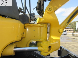 中古建設機械 中古 コマツ KOMATSU 油圧ショベル・バックホー ０．１立米以下 PC30MR-3