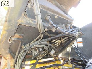 中古建設機械 中古 コマツ KOMATSU 油圧ショベル・バックホー ０．２－０．３立米 PC40MR-2