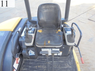 中古建設機械 中古 コマツ KOMATSU 油圧ショベル・バックホー ０．２－０．３立米 PC40MR-2