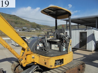 中古建設機械 中古 コマツ KOMATSU 油圧ショベル・バックホー ０．２－０．３立米 PC40MR-2