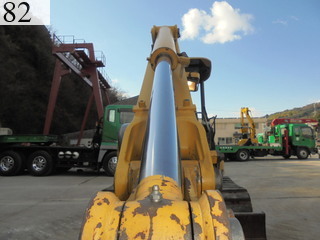 中古建設機械 中古 コマツ KOMATSU 油圧ショベル・バックホー ０．２－０．３立米 PC40MR-2