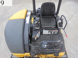 中古建設機械 中古 コマツ KOMATSU 油圧ショベル・バックホー ０．２－０．３立米 PC40MR-3