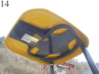 中古建設機械 中古 コマツ KOMATSU 油圧ショベル・バックホー ０．２－０．３立米 PC40MR-3
