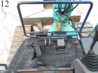 中古建設機械 中古 コマツ KOMATSU 油圧ショベル・バックホー ０．２－０．３立米 PC40R-8