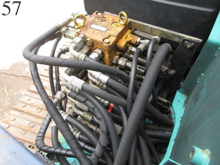 中古建設機械 中古 コマツ KOMATSU 油圧ショベル・バックホー ０．２－０．３立米 PC40R-8