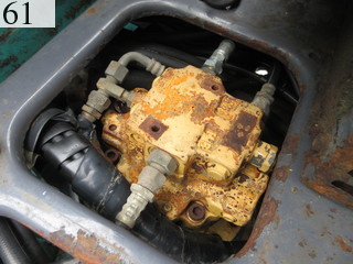 中古建設機械 中古 コマツ KOMATSU 油圧ショベル・バックホー ０．２－０．３立米 PC40R-8