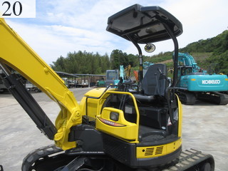 中古建設機械 中古 ヤンマーディーゼル YANMAR 油圧ショベル・バックホー ０．２－０．３立米 VIO40-5B