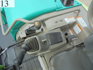 中古建設機械 中古 ヤンマーディーゼル YANMAR 油圧ショベル・バックホー ０．２－０．３立米 VIO40-5