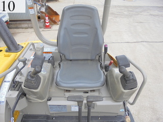 中古建設機械 中古 ヤンマーディーゼル YANMAR 油圧ショベル・バックホー ０．２－０．３立米 ViO40-5B