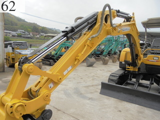 中古建設機械 中古 ヤンマーディーゼル YANMAR 油圧ショベル・バックホー ０．２－０．３立米 ViO40-5B
