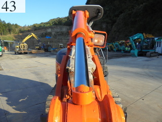 中古建設機械 中古 日立建機 HITACHI 油圧ショベル・バックホー ０．１立米以下 ZX20U