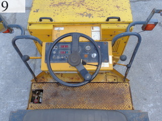 中古建設機械 中古 日本ボーマク株式会社 BOMAG NIPPON ローラー 舗装用振動ローラー BW131ACW