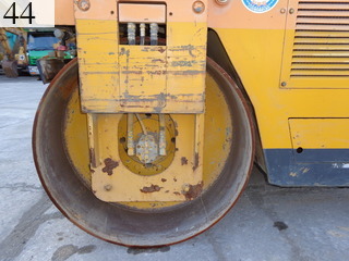 中古建設機械 中古 日本ボーマク株式会社 BOMAG NIPPON ローラー 舗装用振動ローラー BW131ACW