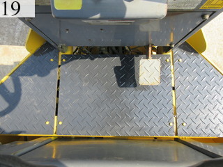 中古建設機械 中古 コマツ KOMATSU ローラー 舗装用振動ローラー JV40CW-6