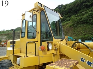 Used Construction Machine Used KAWASAKI KAWASAKI Wheel Loader bigger than 1.0m3 KLD65ZIII