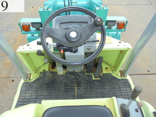 中古建設機械 中古 ヤンマーディーゼル YANMAR ホイール・ローダ １．０立米以下 V3-5B
