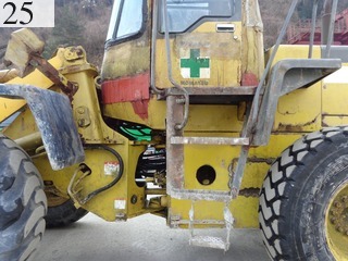 Used Construction Machine Used KOMATSU KOMATSU Wheel Loader bigger than 1.0m3 WA200-3