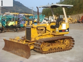中古建設機械 中古 コマツ KOMATSU ブルドーザ  D21P-6