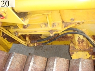 中古建設機械 中古 コマツ KOMATSU ブルドーザ  D21P-6