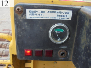 中古建設機械 中古 コマツ KOMATSU ブルドーザ  D21P-7E