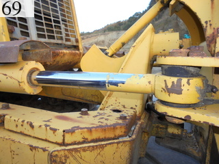 中古建設機械 中古 コマツ KOMATSU ブルドーザ  D21P-7E