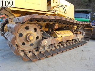 中古建設機械 中古 コマツ KOMATSU ブルドーザ  D21P-7E